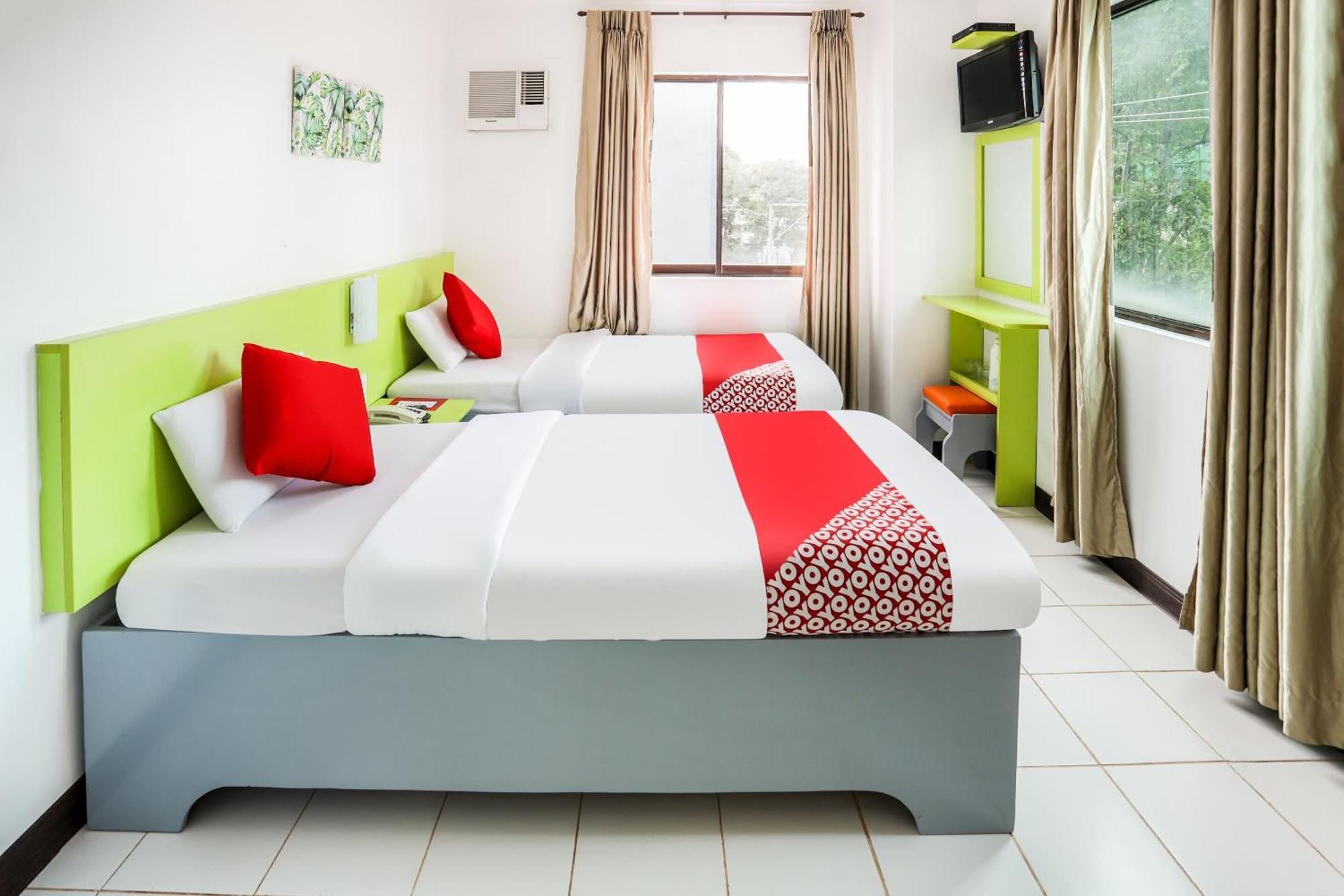 Oyo 210 Apple Tree Suites Cebú Exterior foto